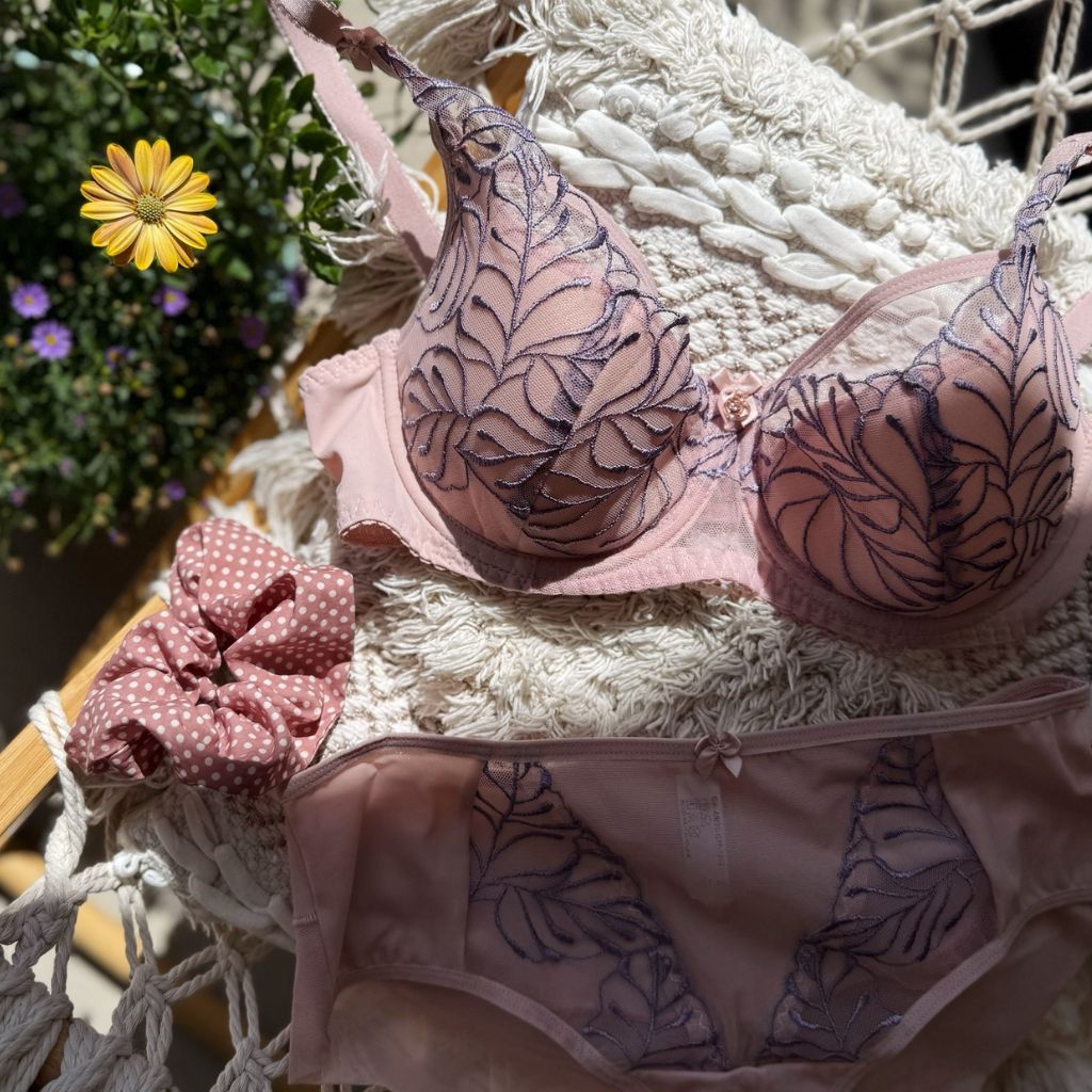 Jak pečovat o spodní prádlo, pyžama a domácí oblečení od společnosti Rafjolka? - Průvodce péčí v letech