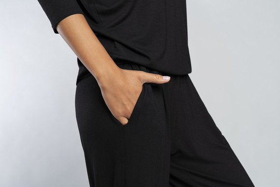 Styl Dámská souprava s 3/4 rukávy, délka.kalhoty Italian Fashion černé