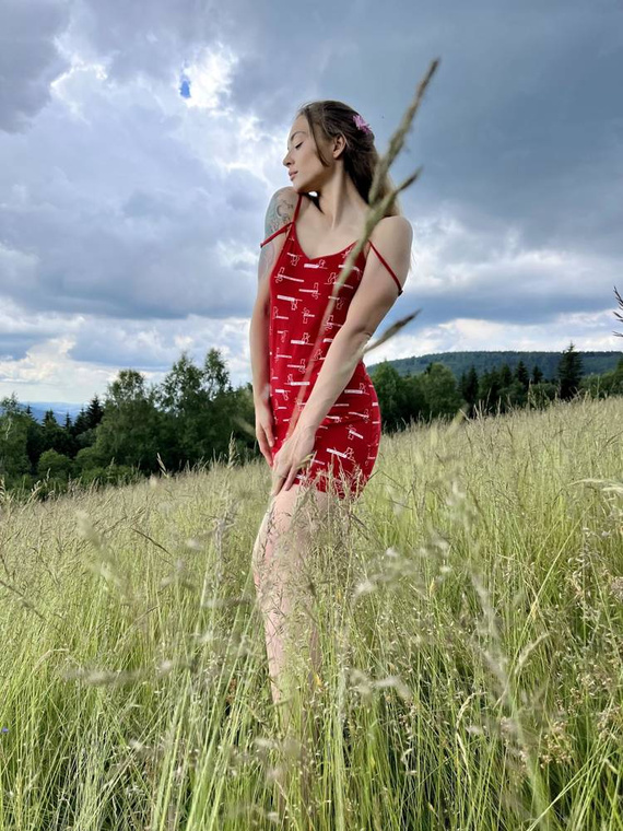 659 Cat Love Forex noční košile bez ramínek - červená