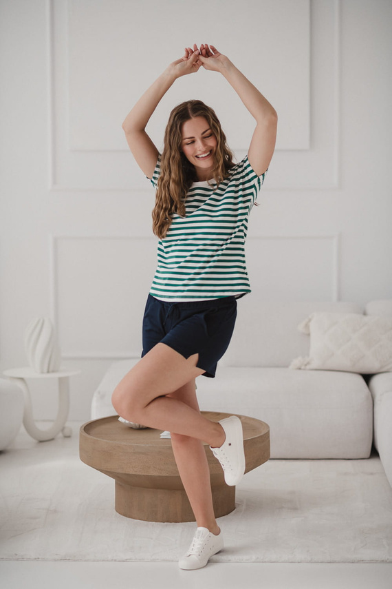 Těhotenská a kojící halenka na dva způsoby | Krátký rukáv, pohodlné zelené a bílé pruhy Milk&Love