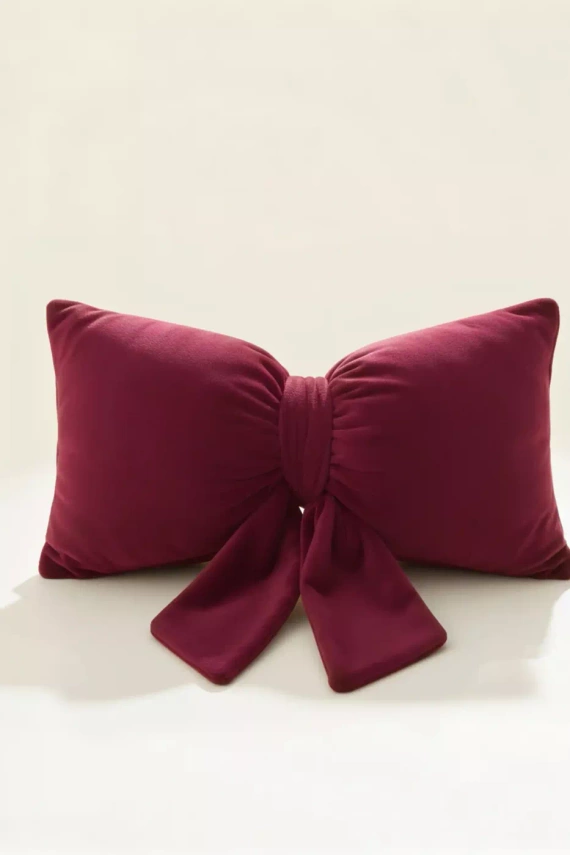 Vánoční polštář Cocard Spod Igły i Nitki - kaštanový sametový polštář, certifikovaný Oeko-Tex