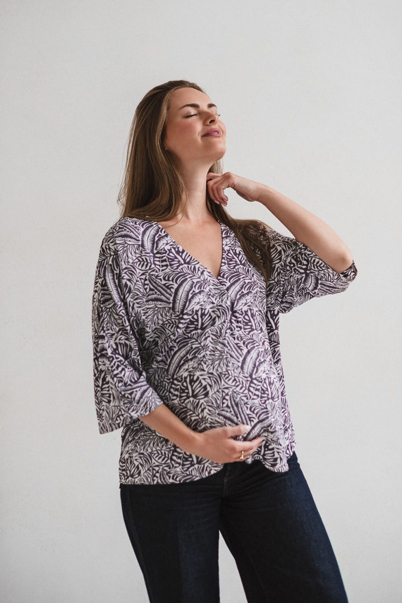 Těhotenská halenka Bahama Mama Milk&Love s tropickým potiskem, viskóza, 3/4 rukáv, oversize