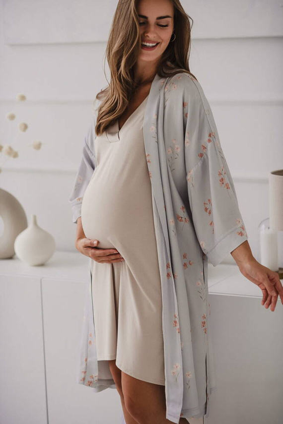 Flowers on Blue szlafrok bambusowy ciążowy Milk&Love niebieski