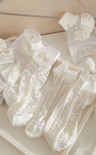 Dámské bavlněné kotníkové ponožky Magnetis CC-251106 ecru se vzorem