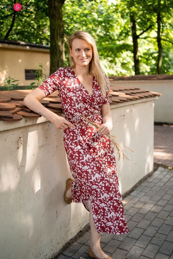 Sukienka ciążowa i do karmienia Two Ways LONG Milk&Love granatowa w tropikalne liście 