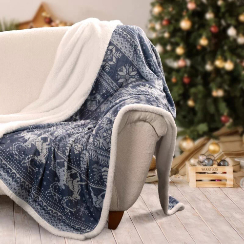 Eurofirany Vánoční přikrývka bílá tmavě modrá - měkký přehoz z mikrovlákna, 240 g/m²