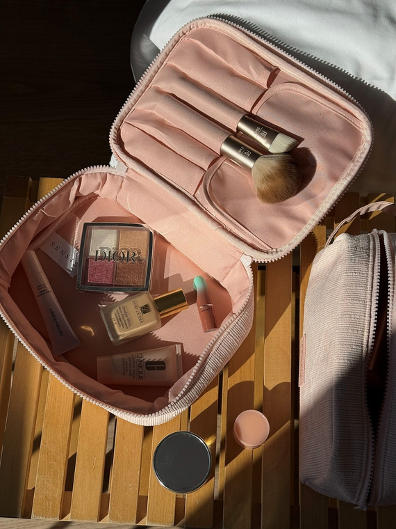 Kosmetická taštička Large Sensis – Elegantní, Místo na Štětce, S Rybím Materiálem a Zipem