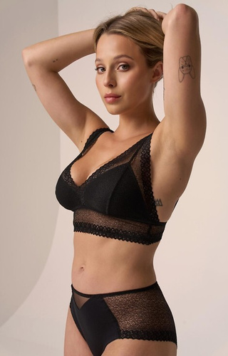 212 Dámské kalhotky Babell černé - bavlna se síťovinou vzadu