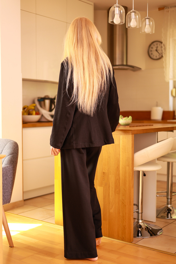 Emi - elegantní dámská bunda, 95% bavlna 5% elastan | Polská značka Mirale - černá