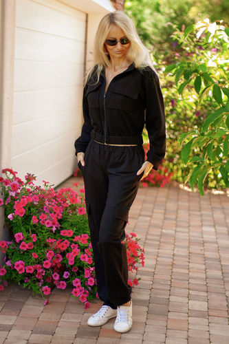 Bavlněná dámská tepláková souprava Mili Mirale s kapsami - polská výroba - černá