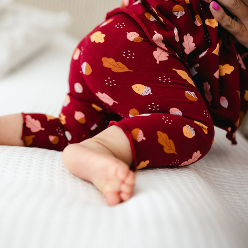 Dívčí legíny Fluffy Tails - bavlna, vínový potisk