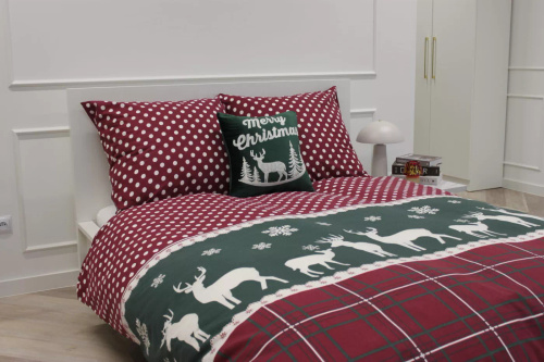 Vánoční bavlněné povlečení Spod Igły i Nitki - sobí kostka červená hrášková zelená, sada se zipem, 100% bavlna