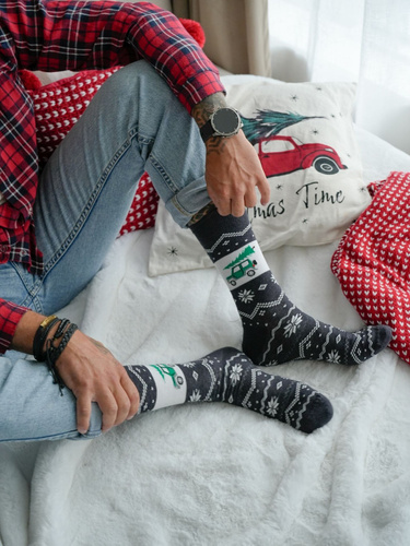 1290-030 Pánské vánoční ponožky Milena melange 03 - Auto s vánočním stromkem, bavlna