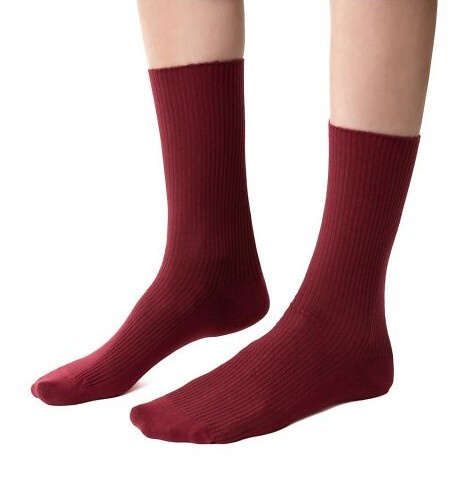 Art. 062 Dámské ponožky Steven 014 tmavě vínové - žebrované, netlakované, bavlněné