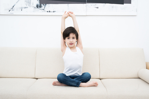 Chlapecká vesta Tomi, široká ramena Italian Fashion - bílá