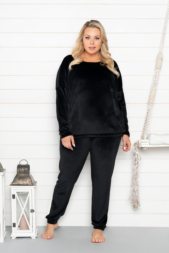 Dámská dlouhá souprava Juga. rukáv, délka. italská móda velbloudí kalhoty