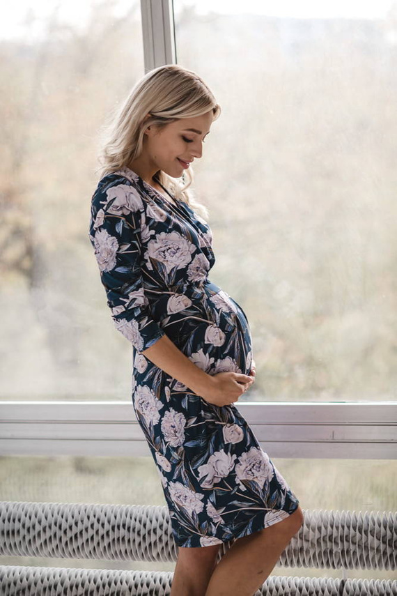 Grow with me sukienka ciążowa i do karmienia Milk&Love granatowa w piwonie