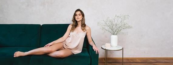 Touch Dámské pyžamo slim fit, krátké šortky Italian Fashion - béžová barva