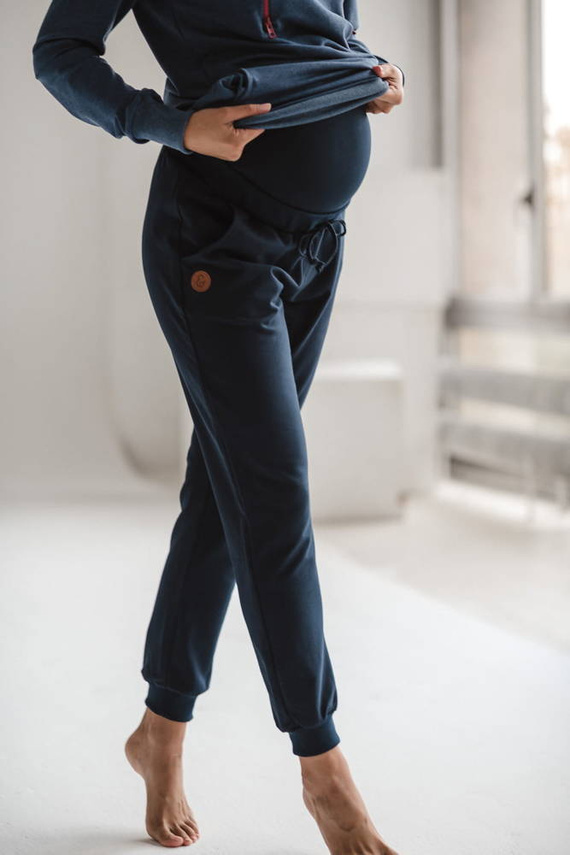 Spodnie dresowe ciążowe Milk&Love granatowy