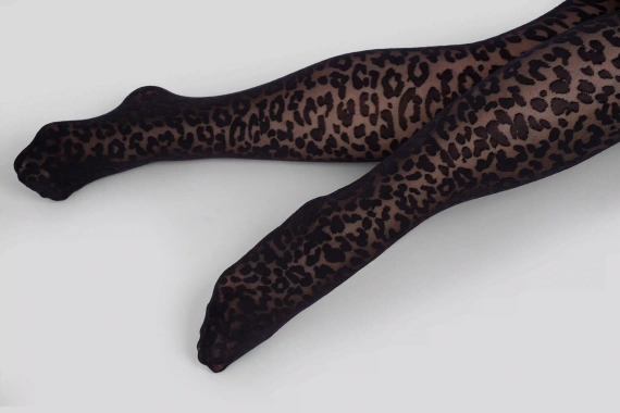Punčochové kalhoty Mona Leopard 30 DEN Queen Size – černé leopardí
