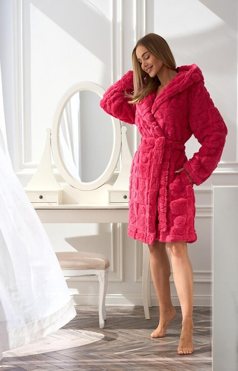 2553 Valentina Dámský krátký župan L&L s kapucí a kapsami - malinový