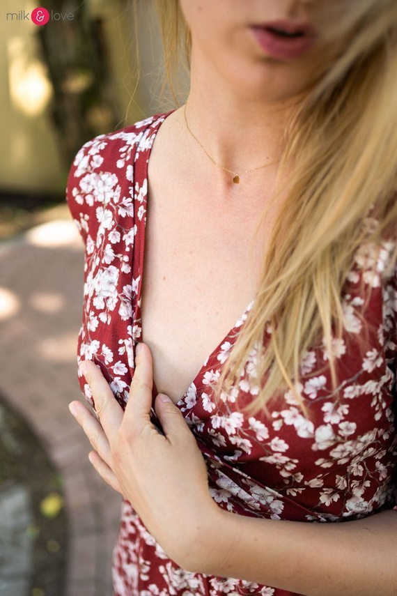 Sukienka ciążowa i do karmienia Two Ways LONG Milk&Love miętowa w magnolie i ptaki