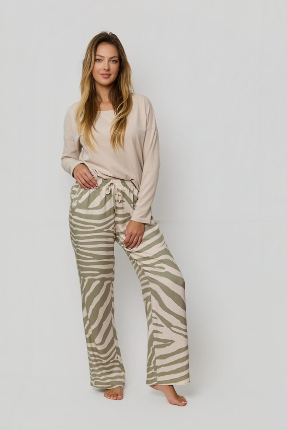 Dámské pyžamo Mefemi by Nipplex Selene PX75 v béžové barvě s dlouhými rukávy a kalhotami se zvířecím vzorem