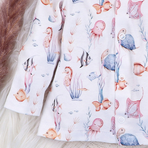 ABN-5482 Dětský kaftan Underwater World od Nini - organická bavlna, pohodlné zapínání na druky