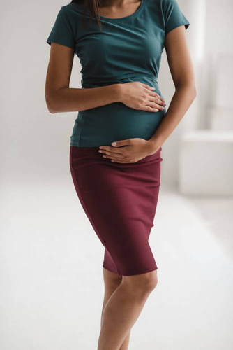 Spódnica ciążowa Tummy z dzianiny w prążki Milk&Love bordowa