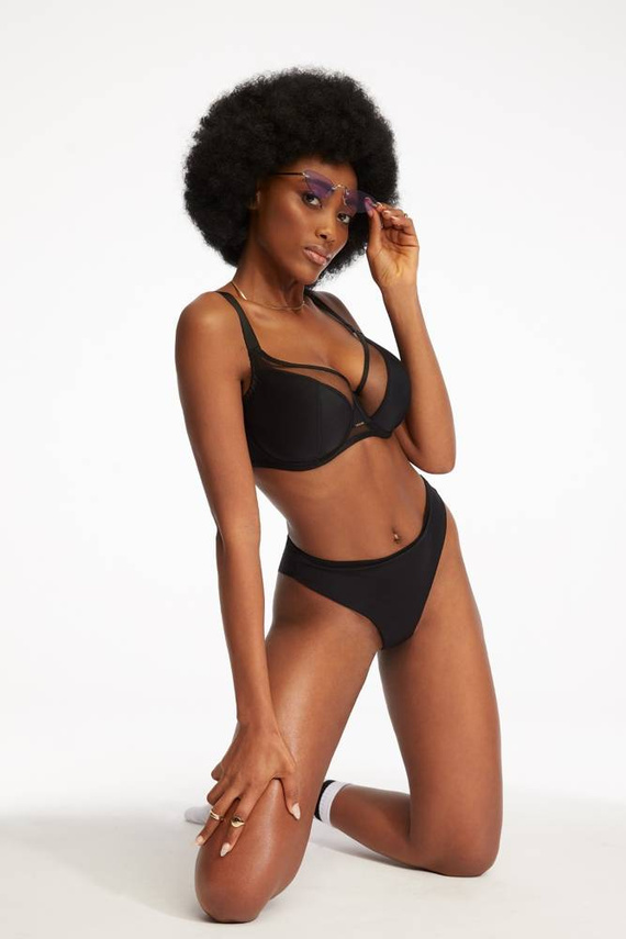 BC-927/1 Polovyztužená podprsenka Etna Kinga černá