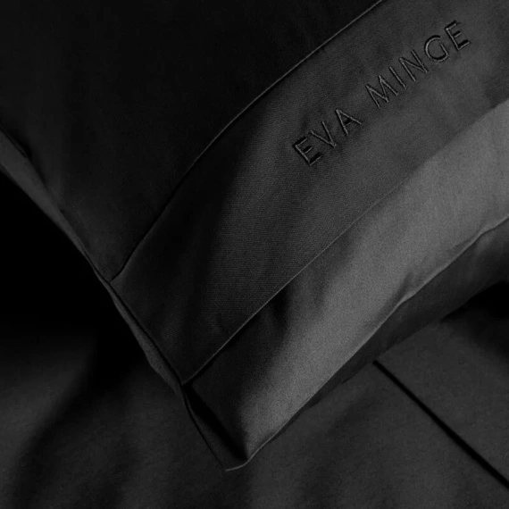 1B Elegantní saténové povlečení Eva Minge Eurofirany černá | 100% bavlněný makosatin