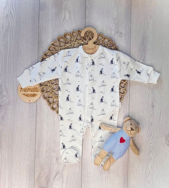 Kojenecký overal Mamatti PA16040 Lodě – bavlněný overal pro miminko