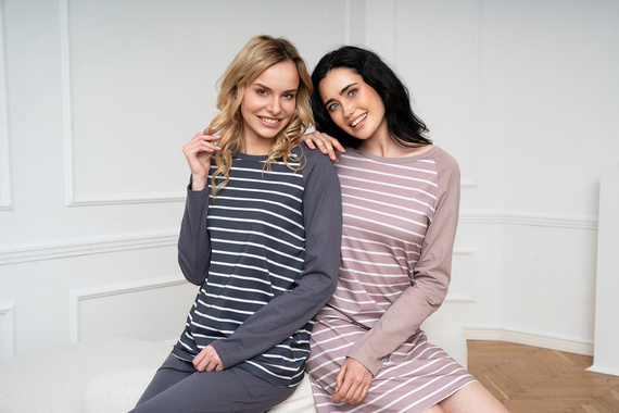 Oda Dámské pyžamo s dlouhým rukávem a dlouhými kalhotami Italian Fashion - grafitový/grafitový potisk