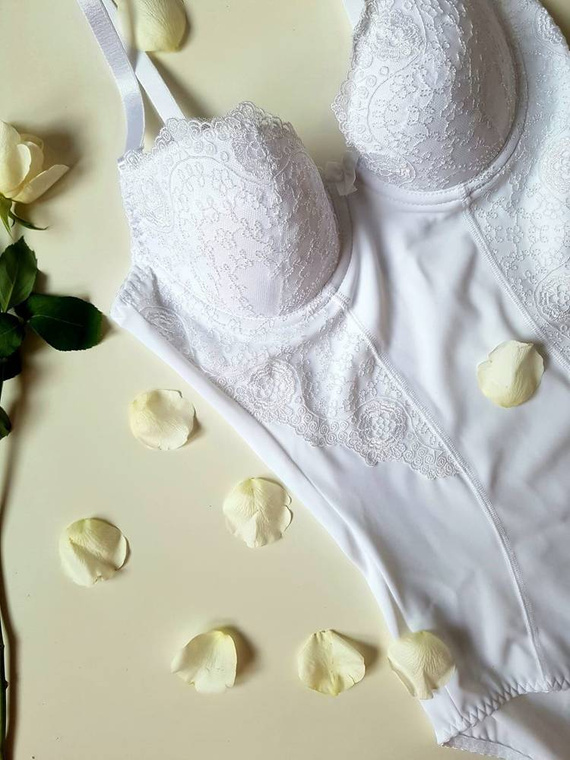 Gorsenia 184 Livia Body s košíčky - bílé