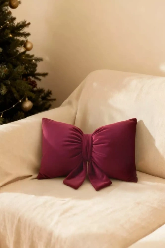 Vánoční polštář Cocard Spod Igły i Nitki - kaštanový sametový polštář, certifikovaný Oeko-Tex