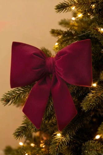 Vánoční polštář Cocard Spod Igły i Nitki - kaštanový sametový polštář, certifikovaný Oeko-Tex