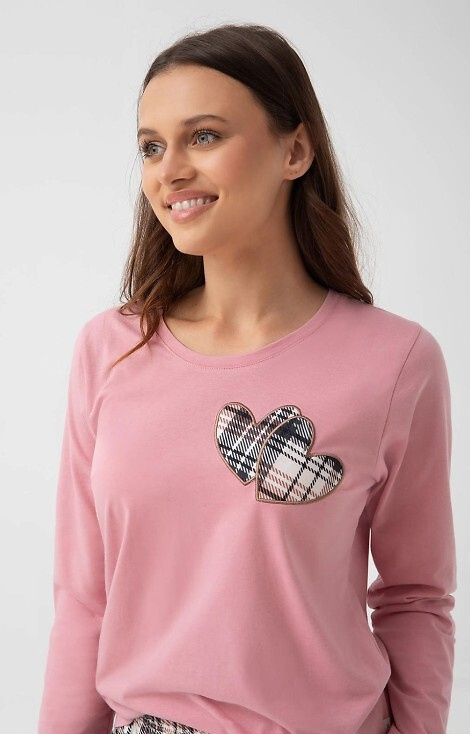 322 Luna pink - dámské bavlněné pyžamo, srdíčka, dlouhý rukáv, kostkované kalhoty