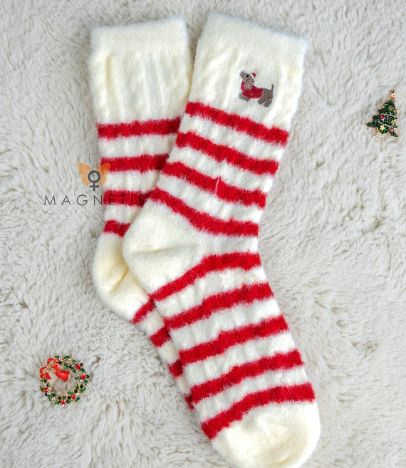 Magnetis dámské ponožky YN5034 jezevčík-bavlna, slavnostní s ozdobnou výšivkou