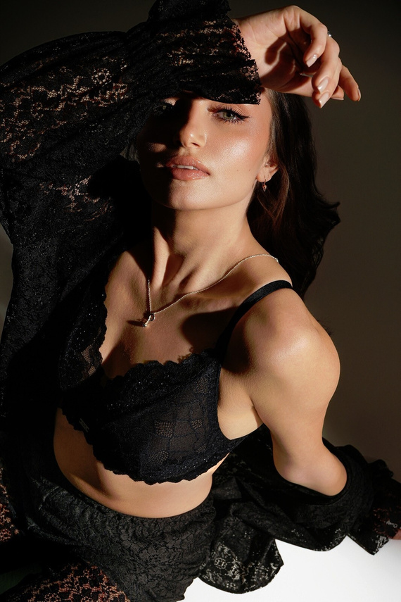 Soft 2253 Maxi Ava Bra Black - neprůhledná, krajková, vyztužená, bez kostic, stabilní s trojitým nastavením