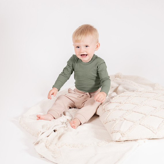 218097 Dětské body s medvídkem Yogi Nicol - bavlna, dlouhý rukáv, khaki barva