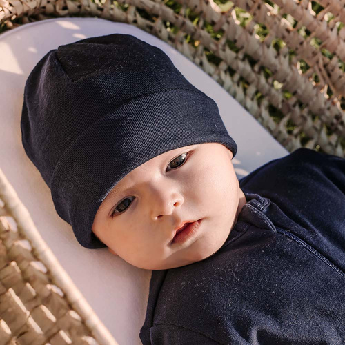 Čepice Merino Eevi - tmavě modrá, 100% merino vlna, prodyšná a hřejivá