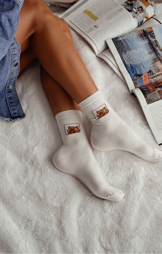 0200-186 Kapibara Dámské ponožky Milena ecru - bavlna, vzorované