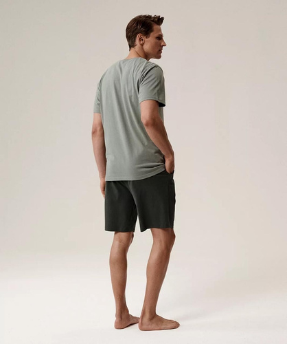 Pánské pyžamo NMP-396 - zelená/khaki bavlna, krátký rukáv, lehké a pohodlné na léto