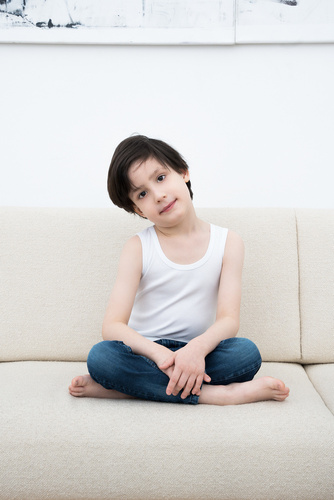 Chlapecká vesta Tomi, široká ramena Italian Fashion - bílá