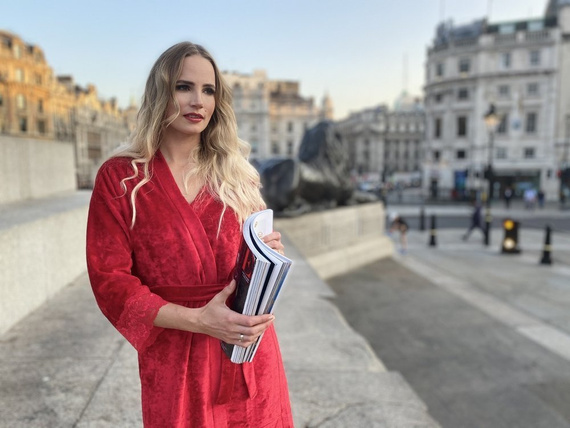 457 Milagros Dámský krátký župan Forex - červený