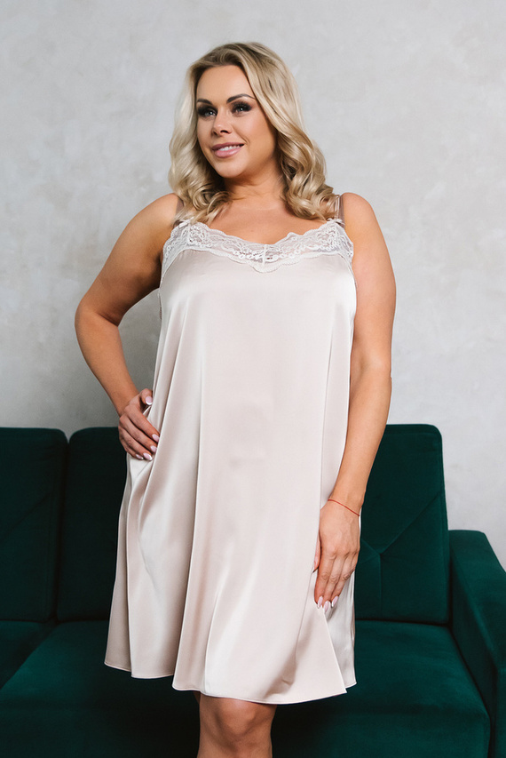 Noční košile na dotek s úzkými ramínky, krátká Italia Fashion - béžová