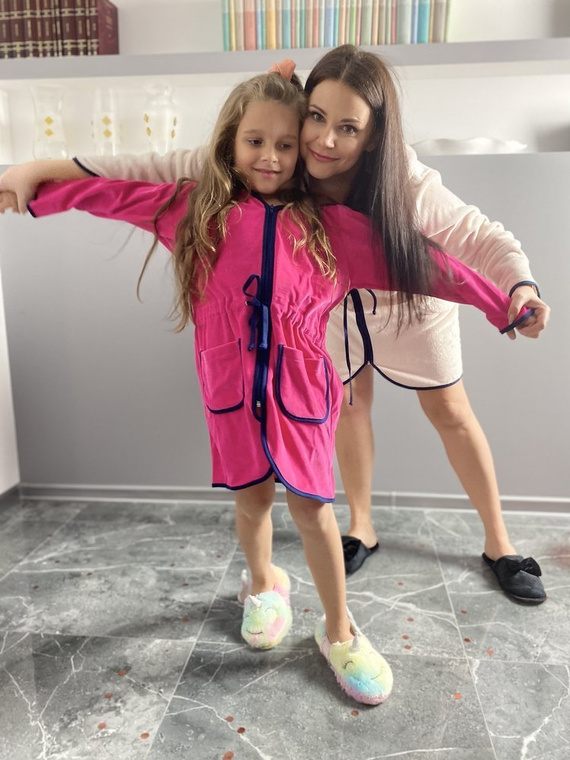 374 / 375 Desiree Dětský župan - malinový