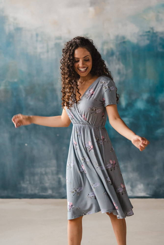  Two Ways MIDI Sukienka ciążowa i do karmienia krótki rękaw Milk&Love eukaliptus 