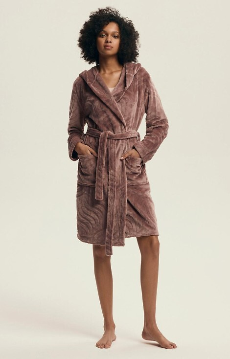 43602 Devyn Dámský župan s kapucí Henderson mahagon - krátký, teplý, velur