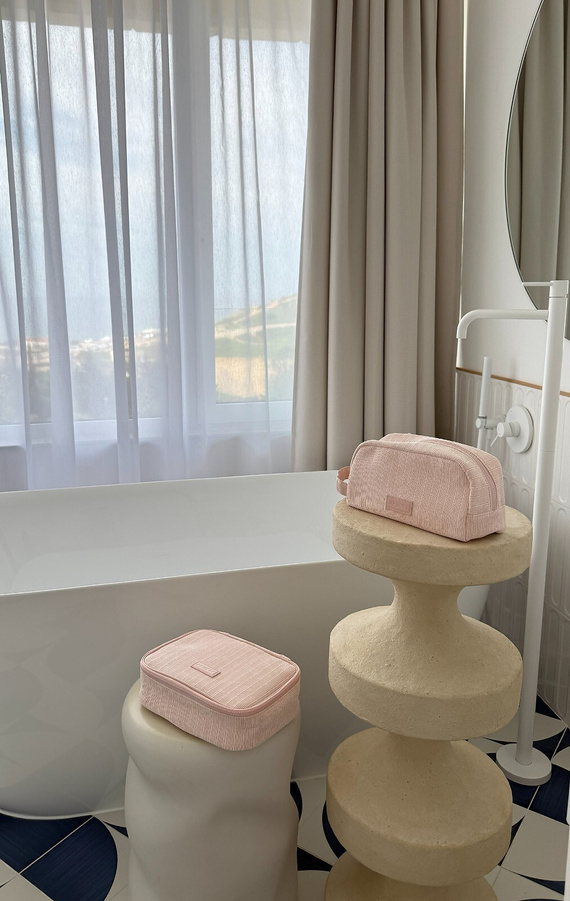 Kosmetická taštička Small SENSIS – Růžová, S Logem a Přihrádkami, Na Zip